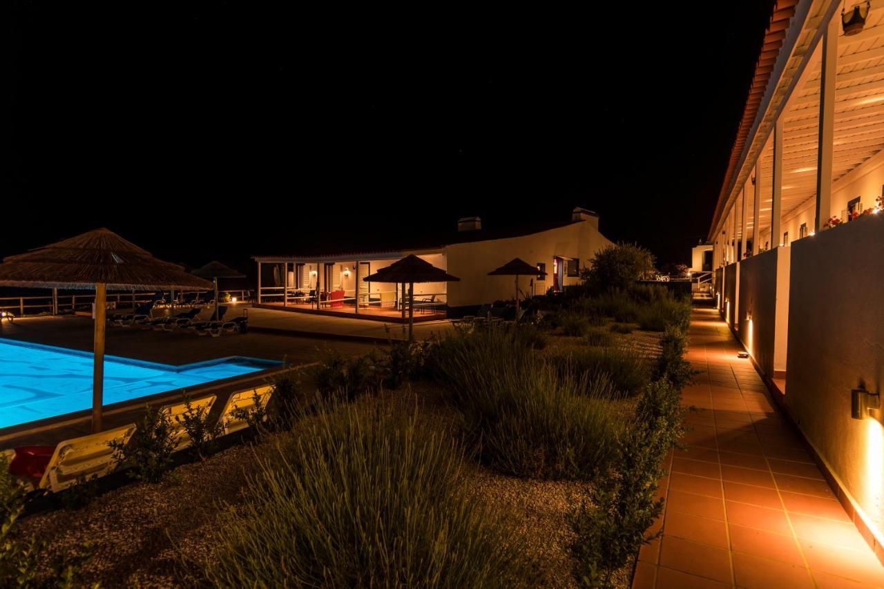 Alcáçovas Monte Da Cabeca Gorda Bed & Breakfast エクステリア 写真