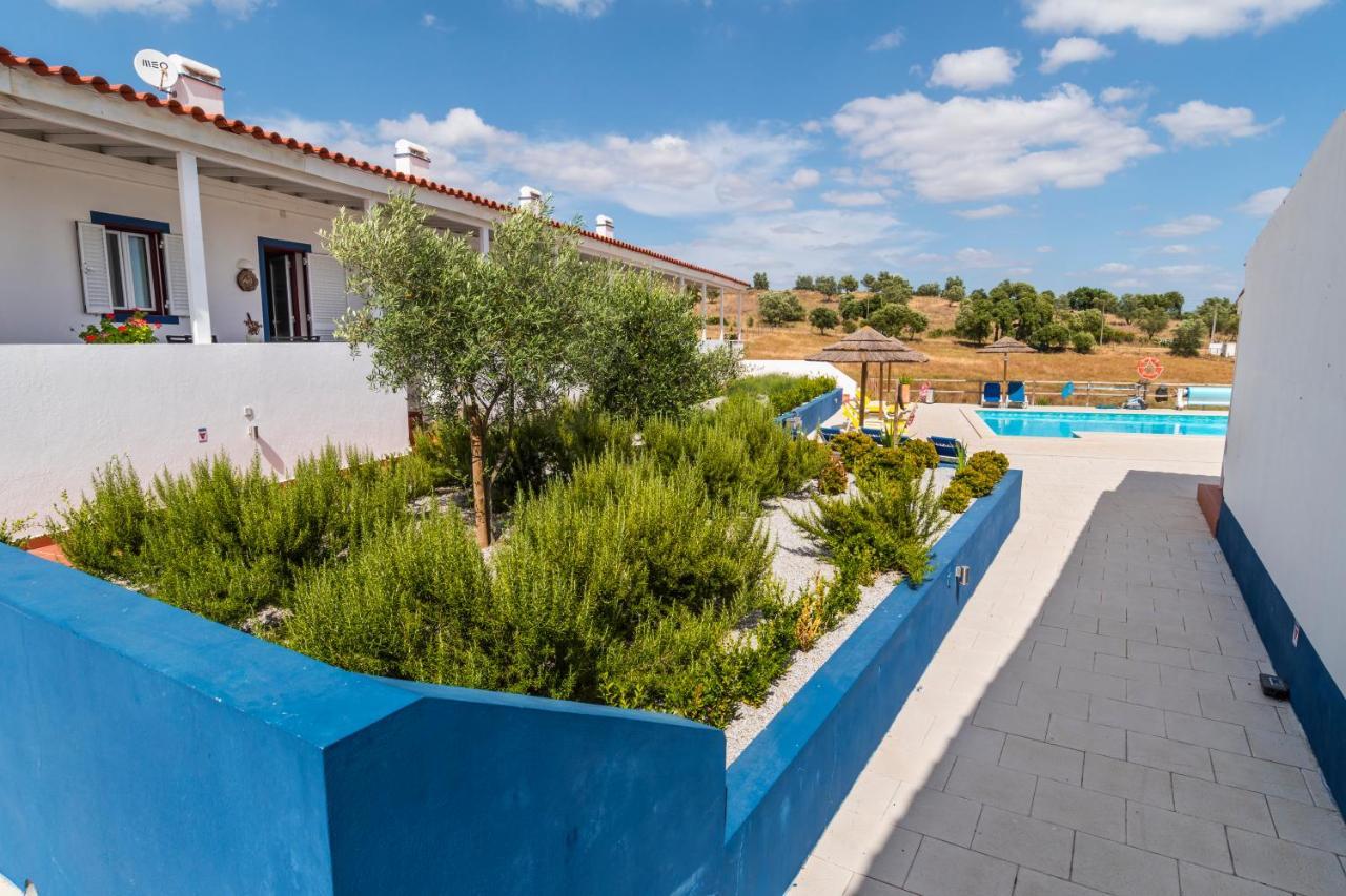 Alcáçovas Monte Da Cabeca Gorda Bed & Breakfast エクステリア 写真