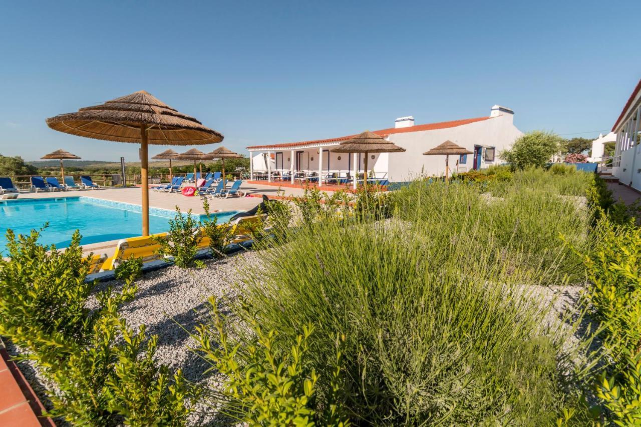 Alcáçovas Monte Da Cabeca Gorda Bed & Breakfast エクステリア 写真